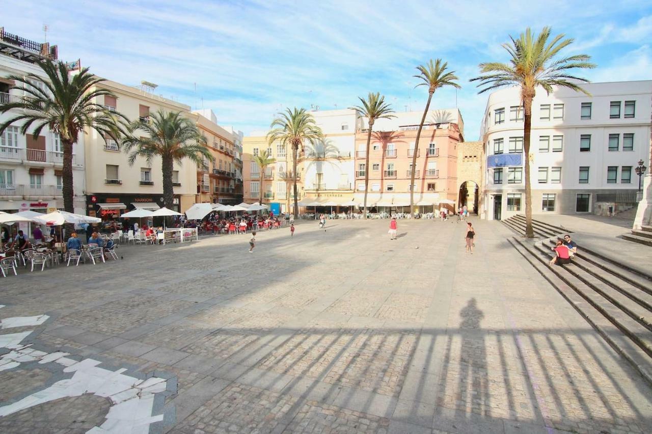 Apartamento Monisimo En El Corazon De Cadiz Exterior photo